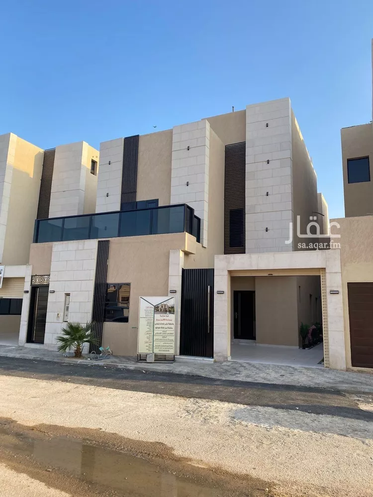 فيلا للبيع في شارع عبدالله أبابطين, حي المهدية, مدينة الرياض, منطقة الرياض