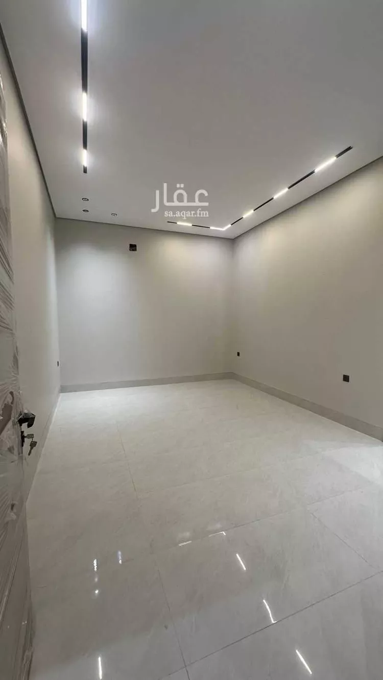 فيلا للبيع في شارع محمد بن زين العابدين, حي المهدية, مدينة الرياض, منطقة الرياض 9