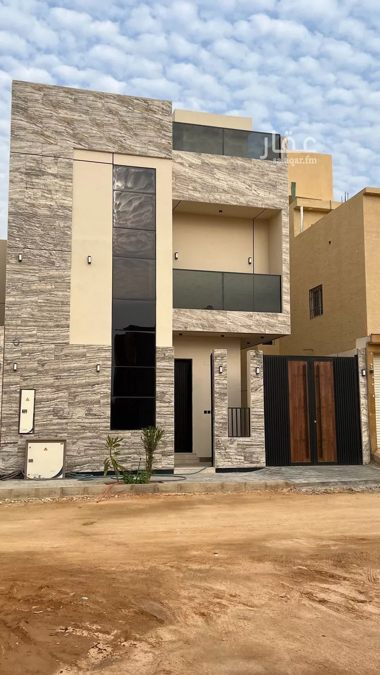 فيلا للبيع في شارع إسماعيل بن حماد, حي المهدية, مدينة الرياض, منطقة الرياض