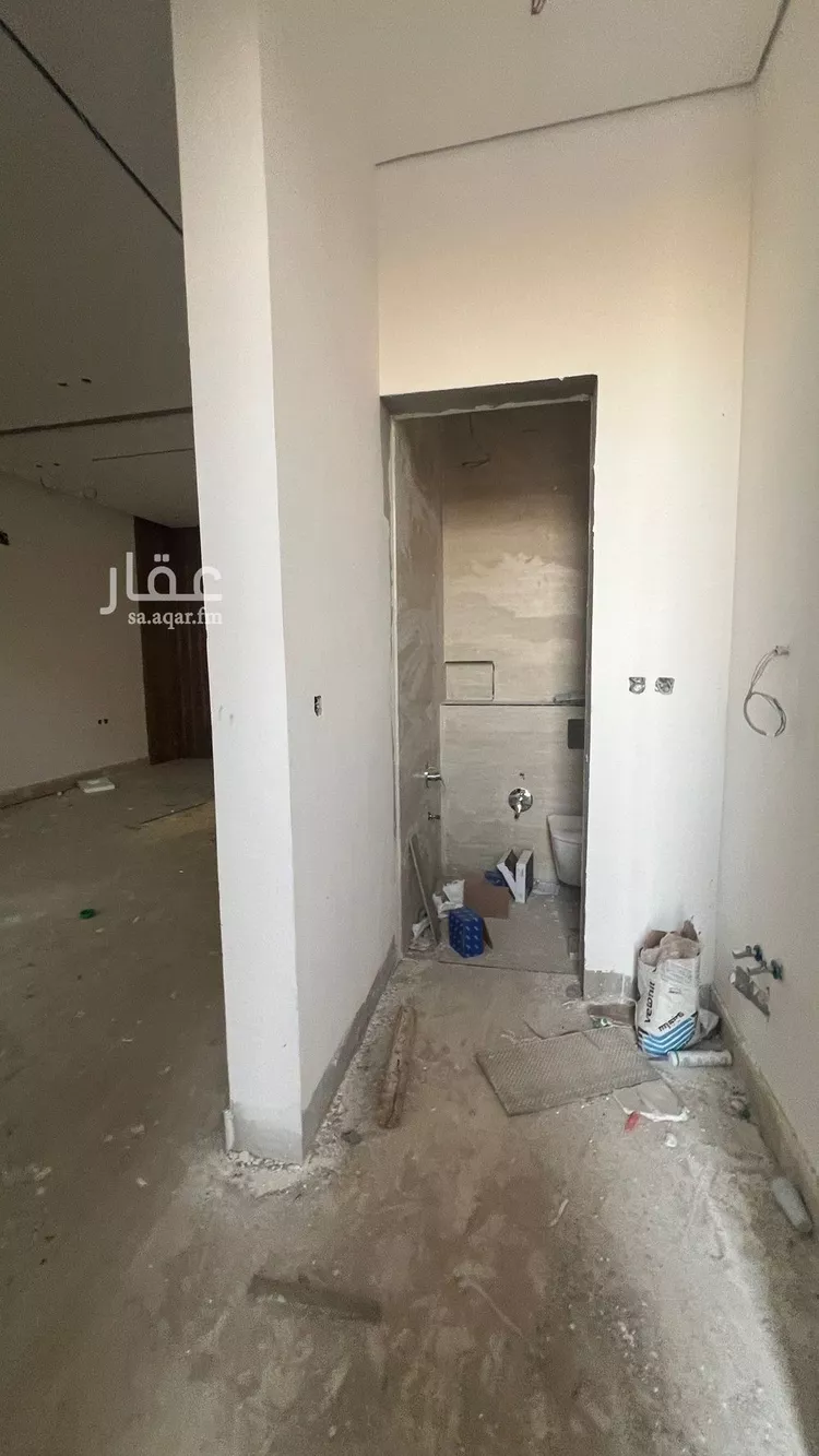 فيلا للبيع في شارع الكمال بن طلحة, حي المهدية, مدينة الرياض, منطقة الرياض صورة 4