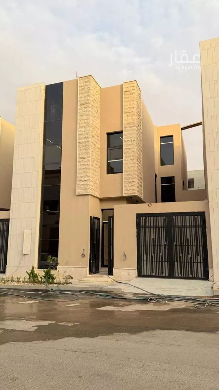 Villa for Sale in Riyadh Al Mahdiyah