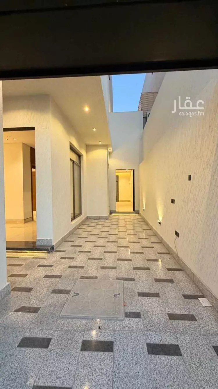 فيلا للبيع في شارع المهدية, حي المهدية, مدينة الرياض, منطقة الرياض صورة 2