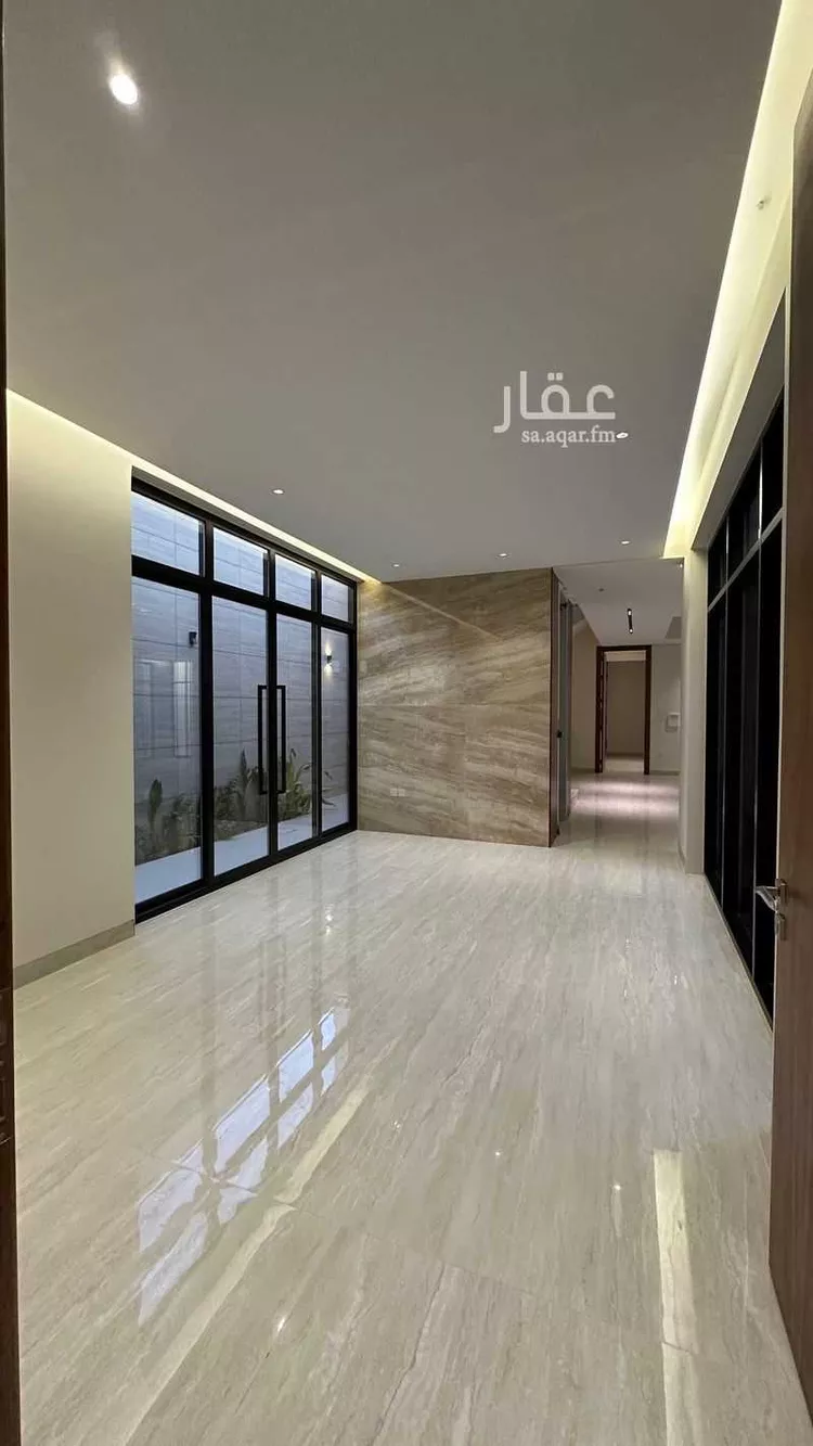 فيلا للبيع في شارع فؤاد محمد عمر توفيق, حي المهدية, مدينة الرياض, منطقة الرياض 6