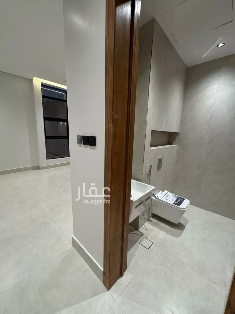 فيلا للبيع في شارع الكمال بن طلحة, حي المهدية, مدينة الرياض, منطقة الرياض صورة 5