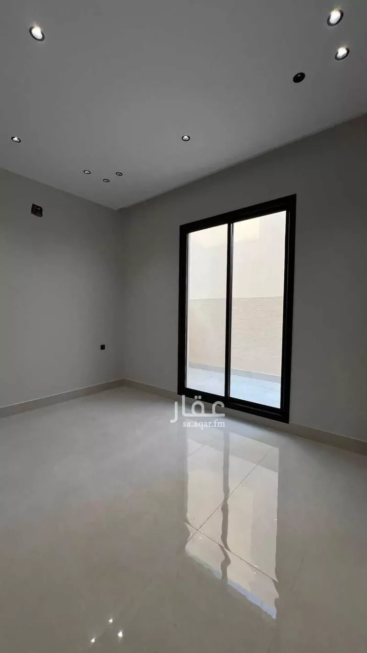 فيلا للبيع في شارع فؤاد محمد عمر توفيق, حي المهدية, مدينة الرياض, منطقة الرياض 6