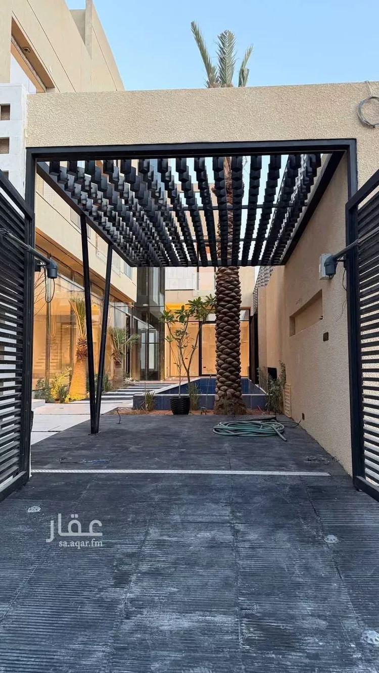 فيلا للبيع في شارع محمد بن زين العابدين, حي المهدية, مدينة الرياض, منطقة الرياض صورة 2