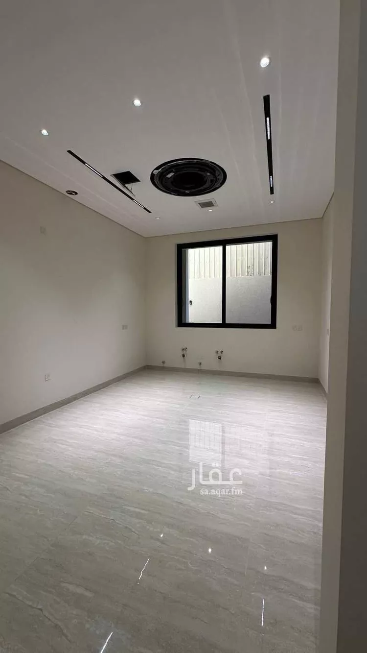 فيلا للبيع في شارع فؤاد محمد عمر توفيق, حي المهدية, مدينة الرياض, منطقة الرياض 7