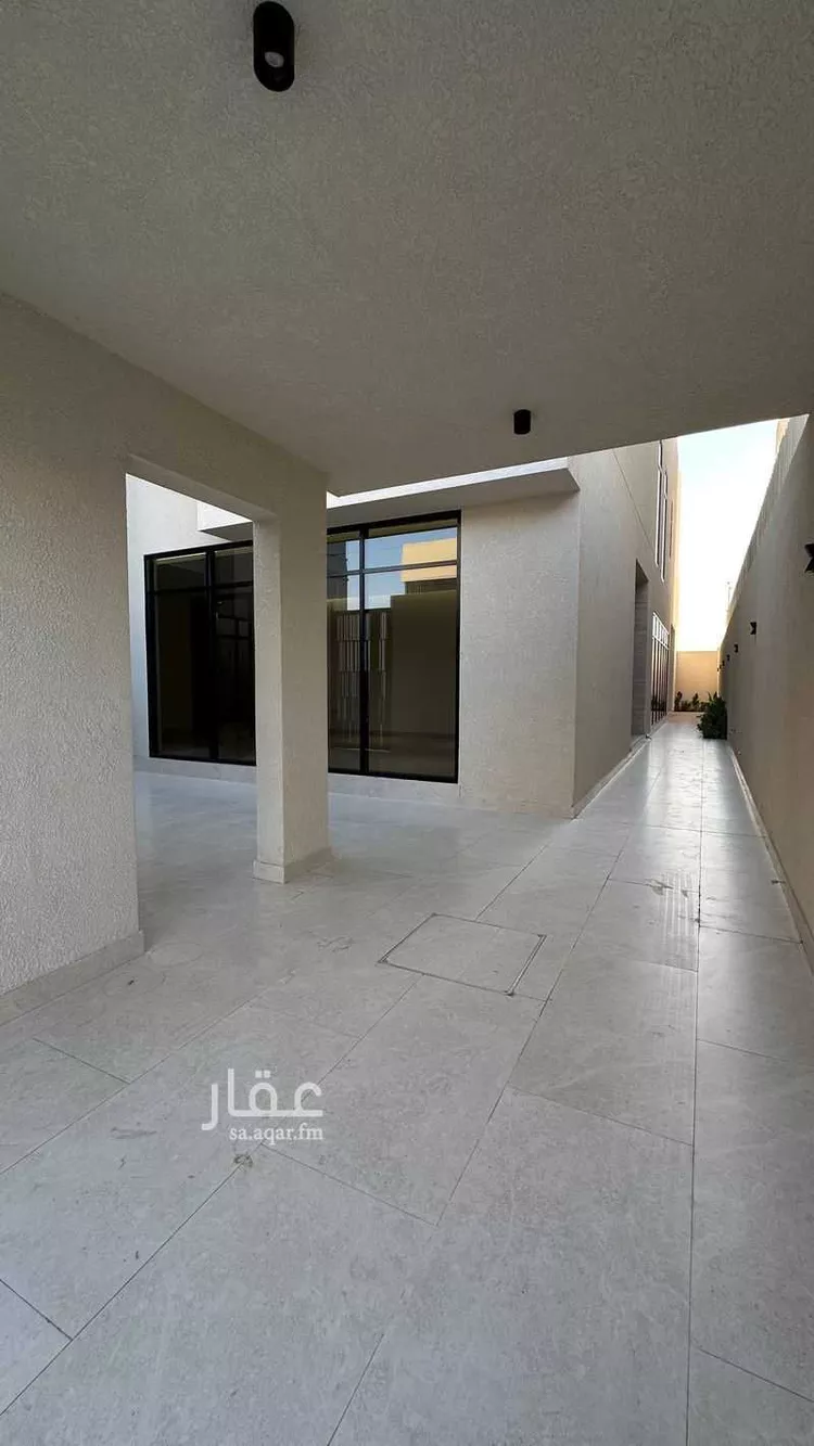 فيلا للبيع في شارع فؤاد محمد عمر توفيق, حي المهدية, مدينة الرياض, منطقة الرياض صورة 4