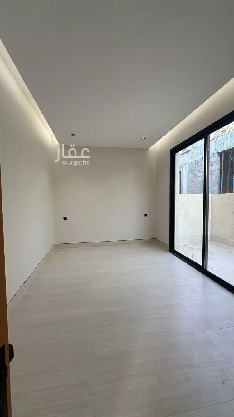 فيلا للبيع في شارع فؤاد محمد عمر توفيق, حي المهدية, مدينة الرياض, منطقة الرياض 13