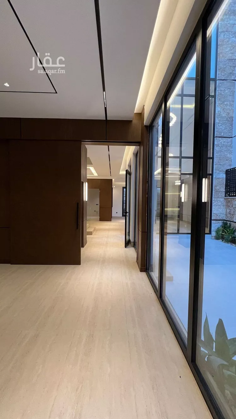 فيلا للبيع في شارع عبداللطيف بن المبارك, حي المهدية, مدينة الرياض, منطقة الرياض صورة 2