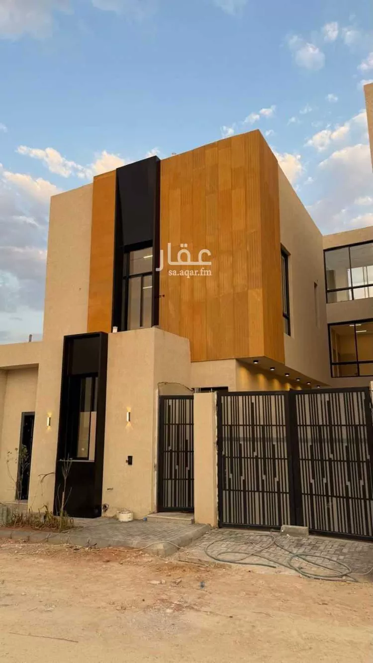 فيلا للبيع في شارع محمد بن زين العابدين, حي المهدية, مدينة الرياض, منطقة الرياض صورة 2
