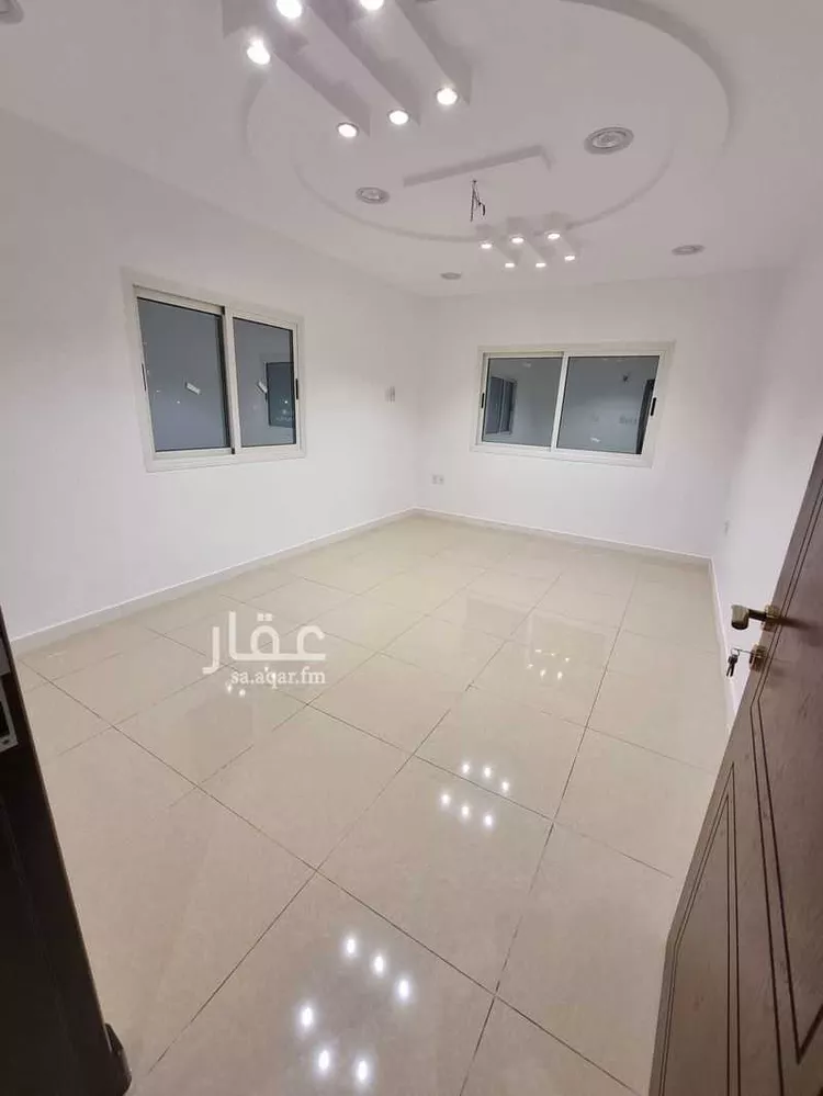 شقة للإيجار في شارع القدس, حي المجيدية, مدينة القطيف, المنطقة الشرقية صورة 3