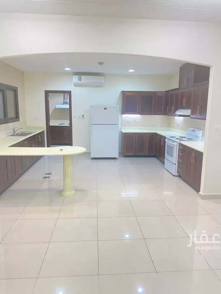 فيلا للإيجار في شارع شارع الشيح, حي المطرفية, مدينة مدينه الجبيل الصناعيه, المنطقة الشرقية صورة 2