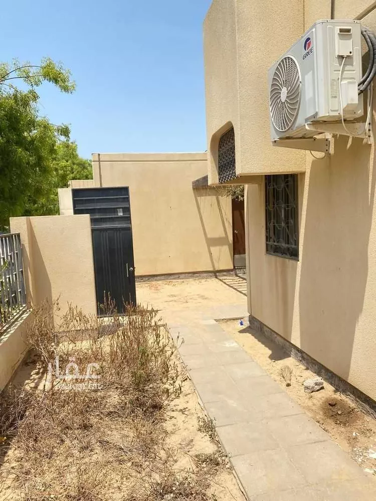 فيلا للبيع في شارع شــارع شـقــرا, حي الحجاز, مدينة مدينه الجبيل الصناعيه, المنطقة الشرقية 10