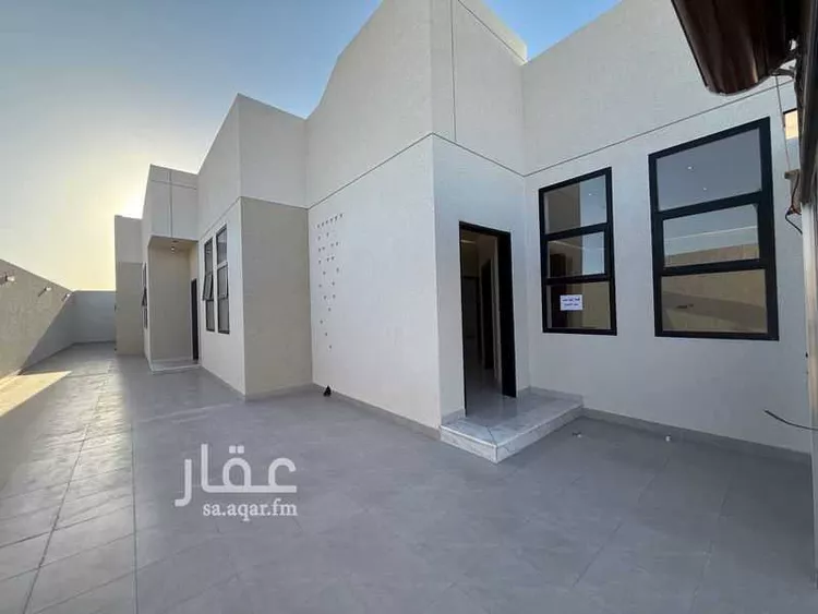 دور للبيع في شارع 00000, حي قفار, مدينة حائل, منطقة حائل صورة 3