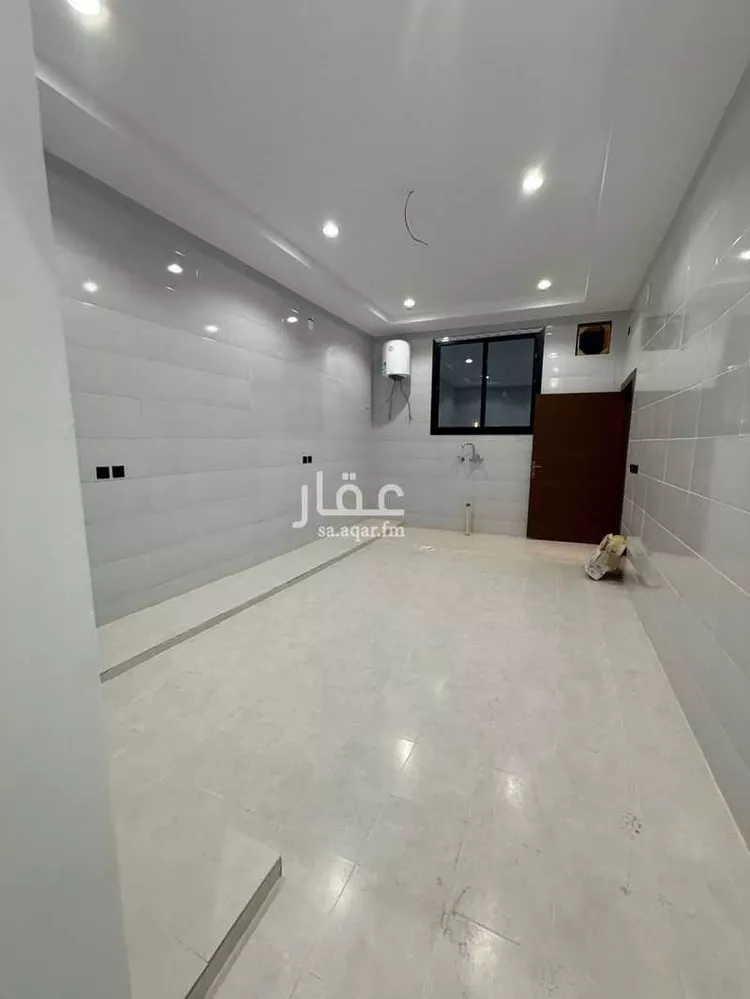 Floor for Sale in Hail Al Badnah صورة 4
