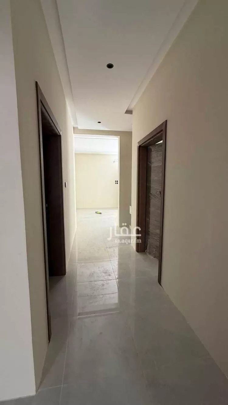شقة للبيع في شارع قس بن ساعدة, حي المطار, مدينة حائل, منطقة حائل صورة 4