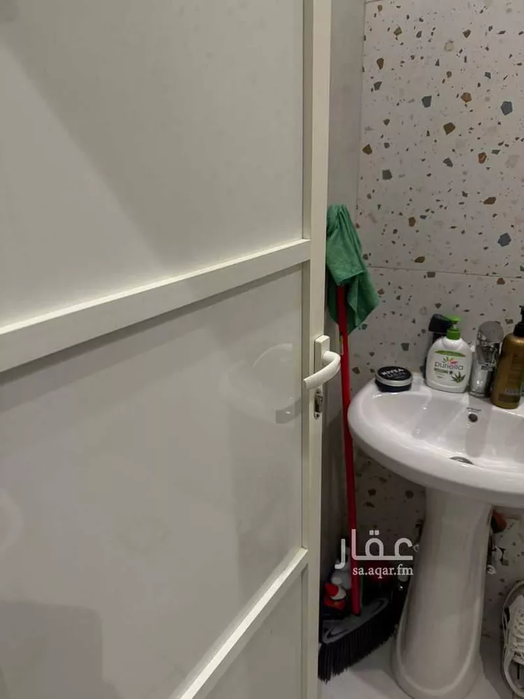 شقة للإيجار في طريق صلاح الدين الايوبي ، حي جرير ، الرياض ، منطقة الرياض