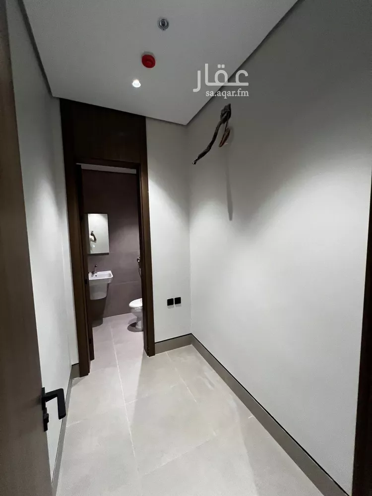 شقة للإيجار في شارع أبي موسى عيسى بن دواد السطاس, حي الرمال, مدينة الرياض, منطقة الرياض