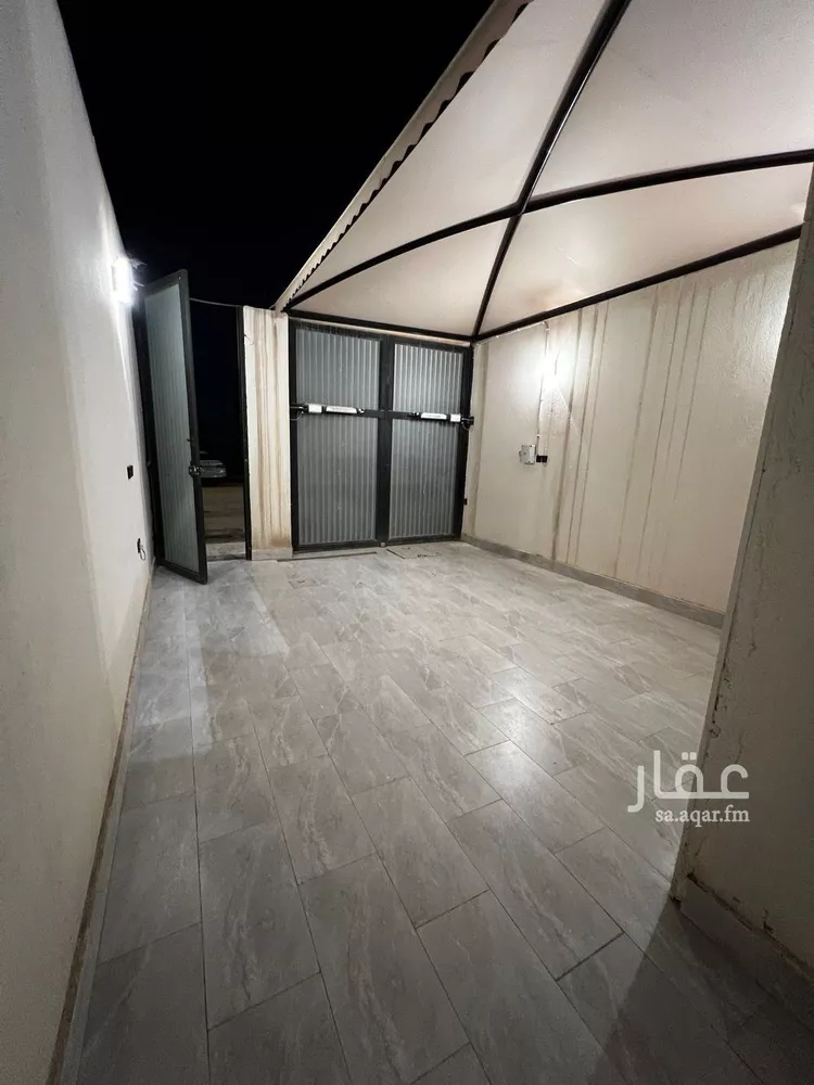 فيلا للإيجار في شارع العجمة, حي الرمال, مدينة الرياض, منطقة الرياض صورة 5