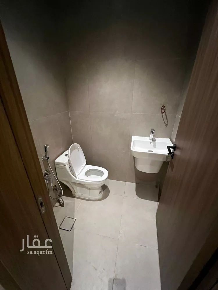 شقة للإيجار في شارع أبي موسى عيسى بن دواد السطاس, حي الرمال, مدينة الرياض, منطقة الرياض 7