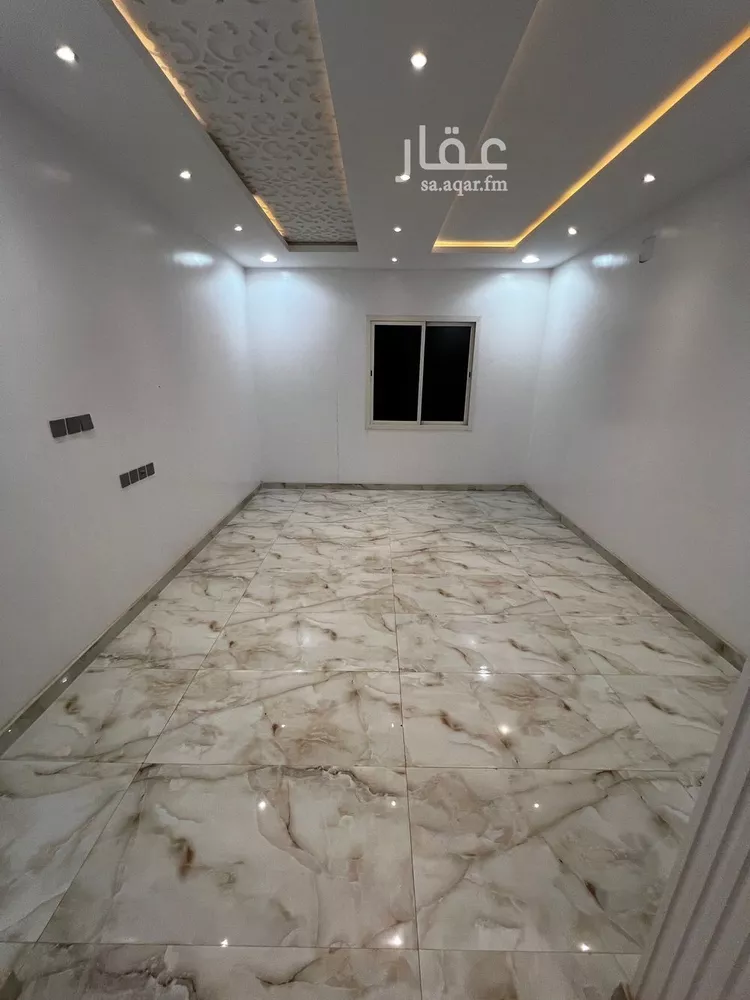 فيلا للإيجار في شارع عمر مكرم, حي الرمال, مدينة الرياض, منطقة الرياض 8