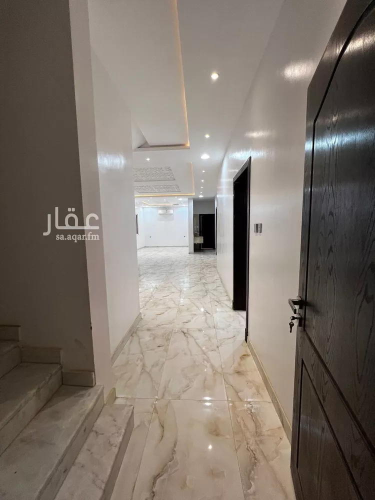 فيلا للإيجار في شارع عمر مكرم, حي الرمال, مدينة الرياض, منطقة الرياض 11