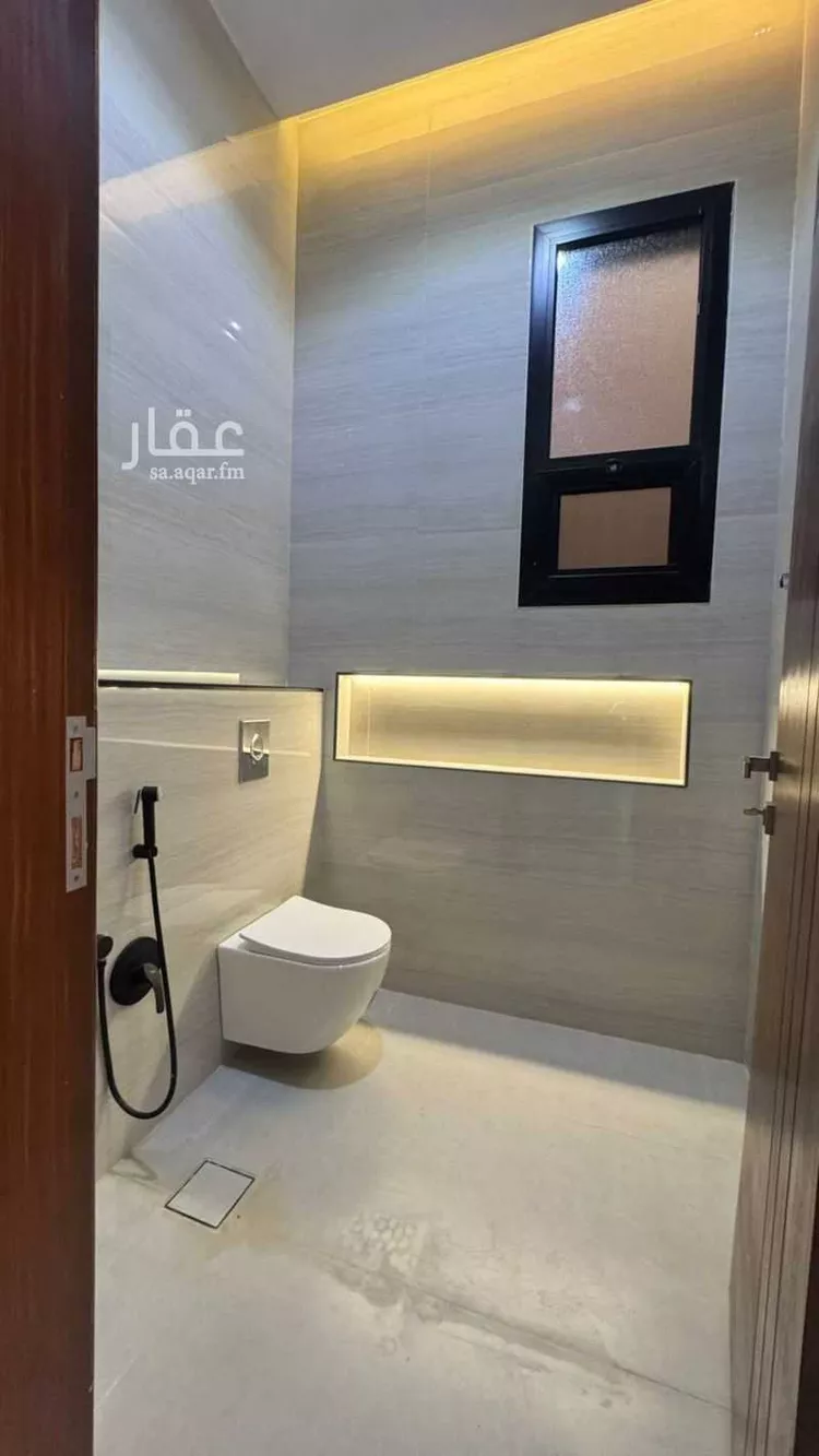 فيلا للإيجار في شارع عيسى الليثي, حي ضاحية نمار, مدينة الرياض, منطقة الرياض 8
