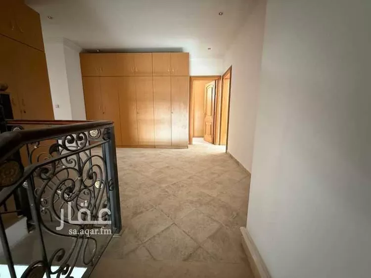 فيلا للإيجار في شارع رفيق الحريري, حي الورود, مدينة الرياض, منطقة الرياض صورة 3