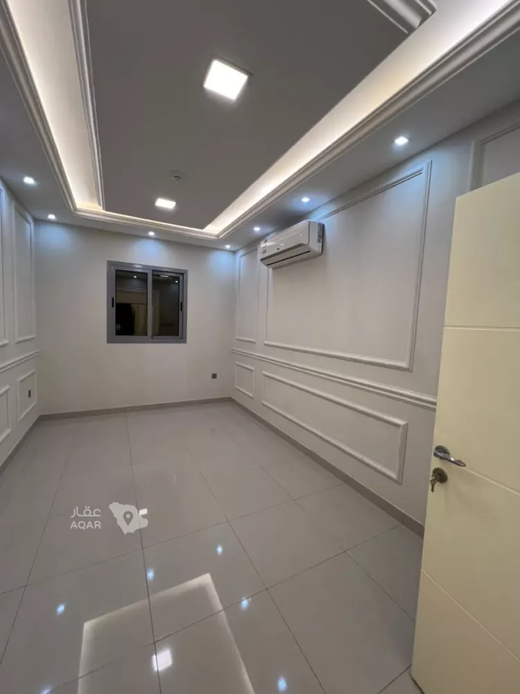 شقة للإيجار في شارع عشيرة سدير, حي الرائد, مدينة الرياض, منطقة الرياض 7