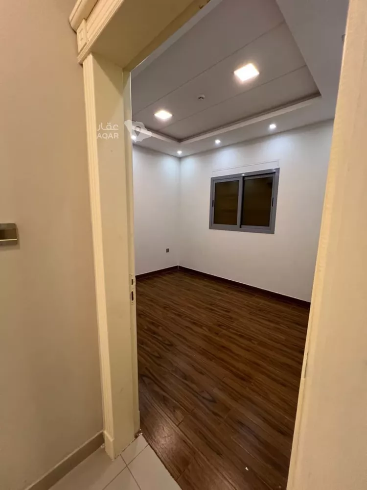 شقة للإيجار في شارع عشيرة سدير, حي الرائد, مدينة الرياض, منطقة الرياض 4