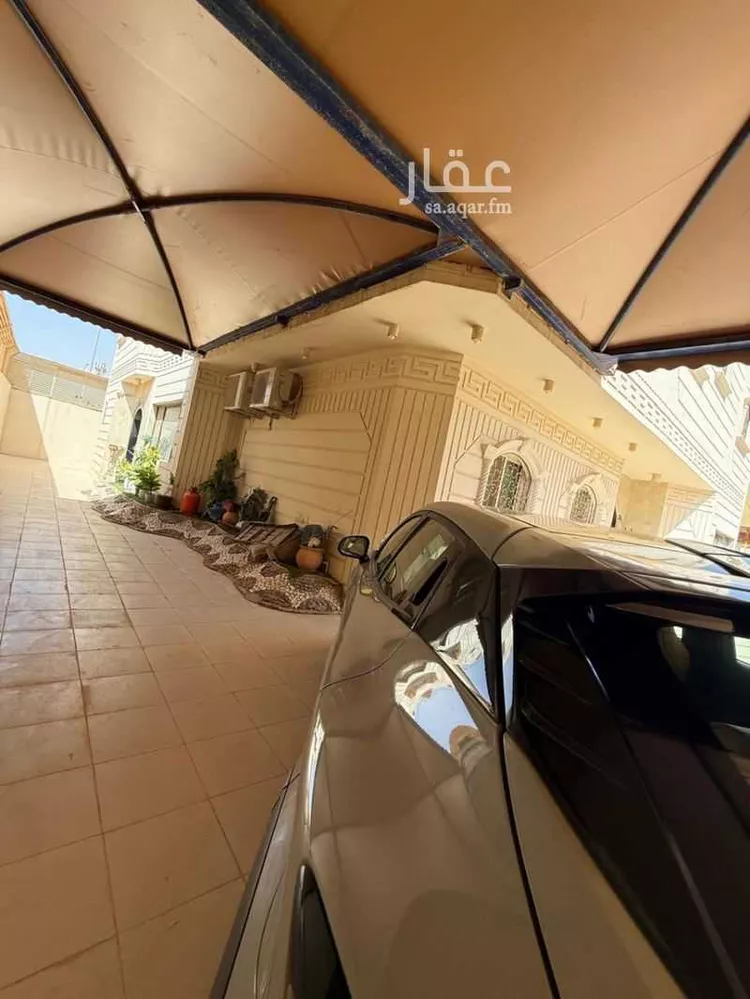 فيلا للبيع في شارع المدية ، حي ظهرة لبن ، الرياض ، منطقة الرياض صورة 4