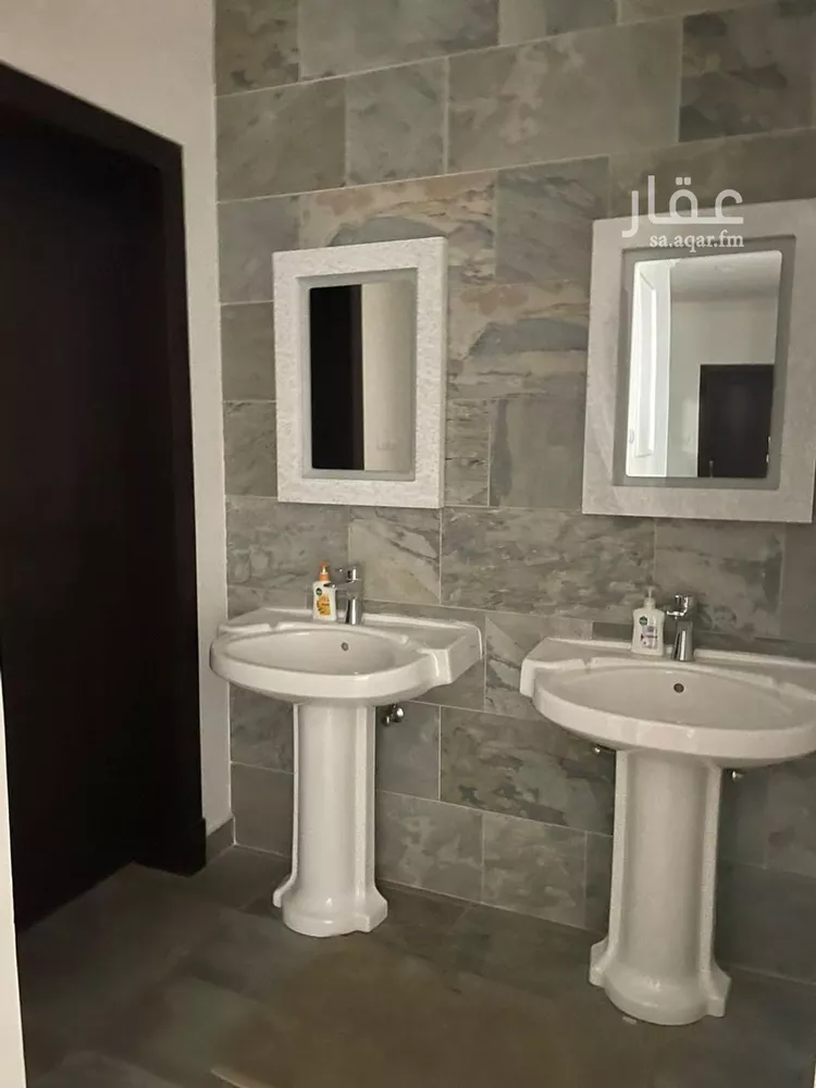فيلا للإيجار في شارع حاطب ابن عمرو ابن عتيك, حي التحلية, مدينة الخبر, المنطقة الشرقية صورة 4