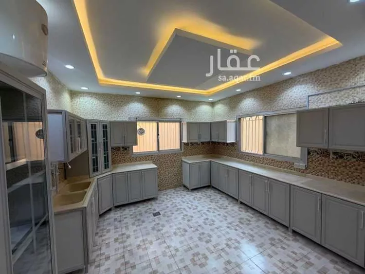 فيلا للإيجار في شارع سلمة البغدادي, حي الروضة, مدينة الرياض, منطقة الرياض 10