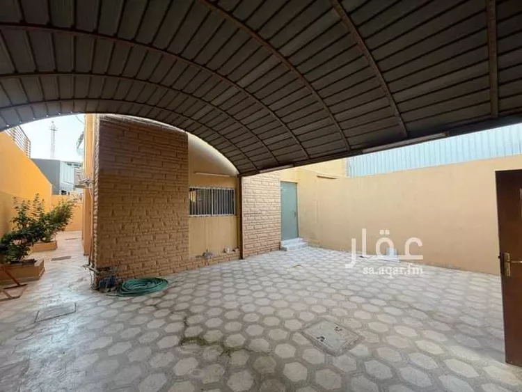 فيلا للإيجار في شارع سلمة البغدادي, حي الروضة, مدينة الرياض, منطقة الرياض 13