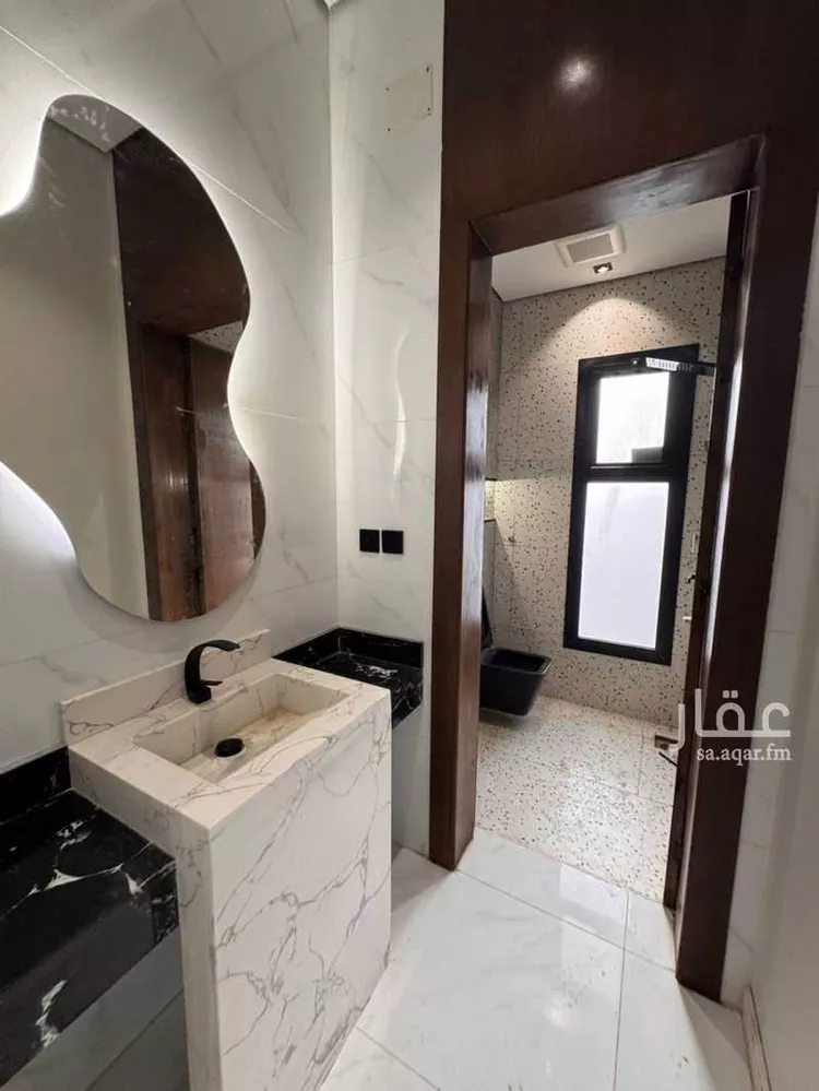 شقة للبيع في شارع شارع أبو بكر الصديق, حي السويس 1, مدينة جازان, منطقة جازان صورة 4