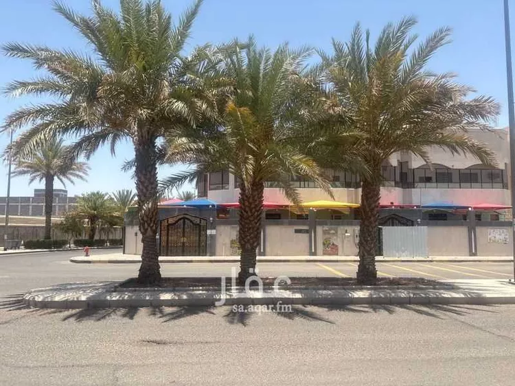 Shop for Rent in Medina Bir Uthman صورة 2