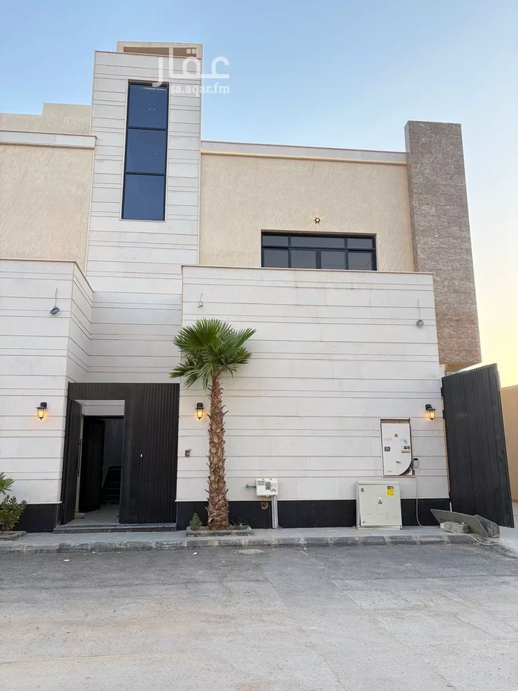 فيلا للبيع في شارع سعيد بن نفيل, حي الرمال, مدينة الرياض, منطقة الرياض صورة 4