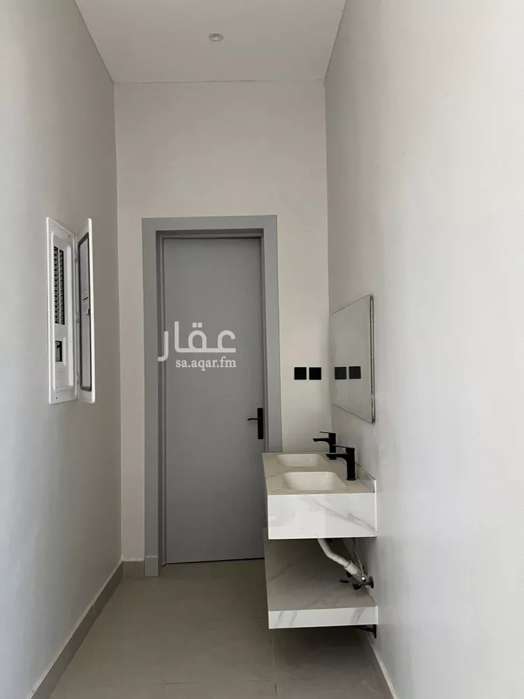 دور للبيع في شارع محمد بن جميع, حي البيان, مدينة الرياض, منطقة الرياض صورة 2