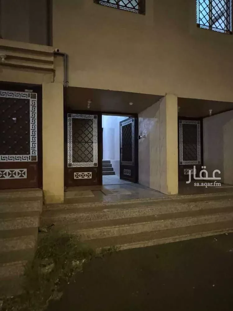 شقة للبيع في شارع عبد الحميد بن جبير, حي الشرف, مدينة خميس مشيط, منطقة عسير صورة 2