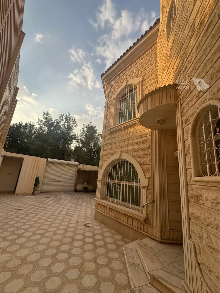 فيلا للبيع في شارع الخامس, حي الجزيرة, مدينة الرياض, منطقة الرياض 2