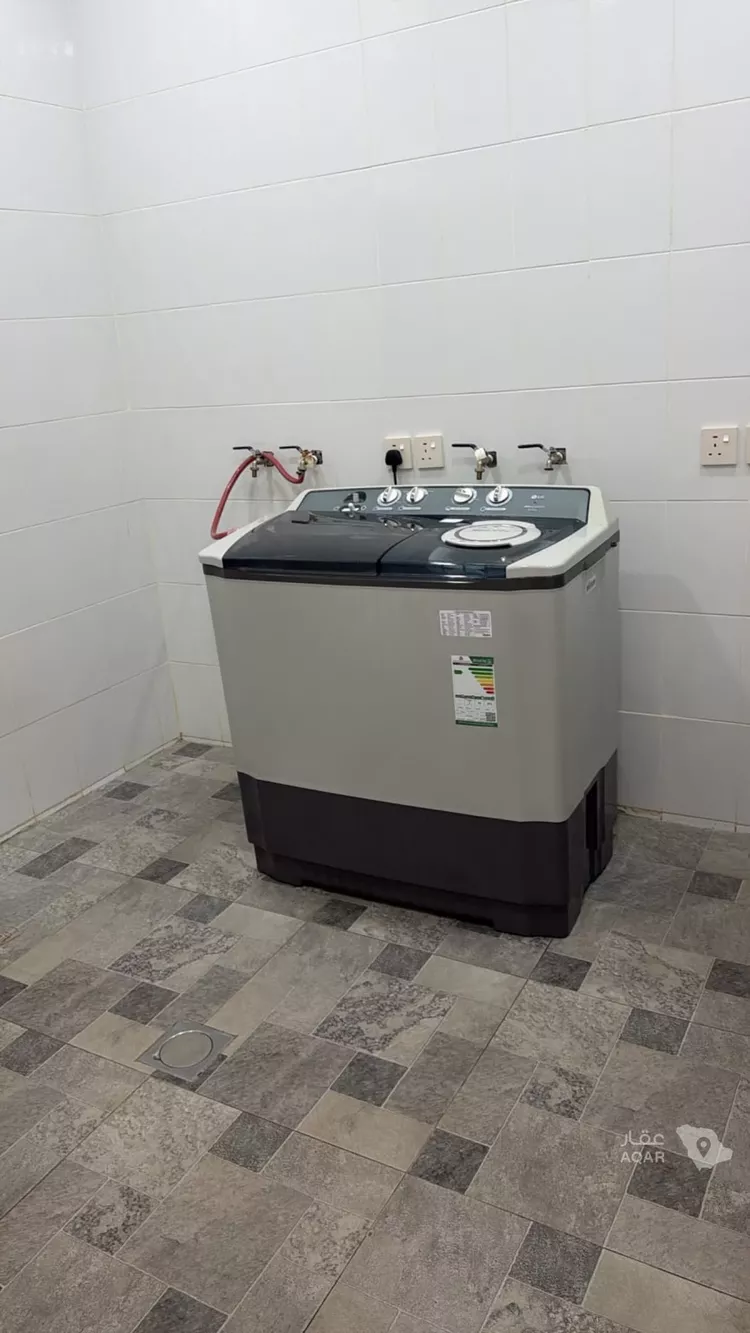 Floor for Rent in Jeddah Al Kawthar 14