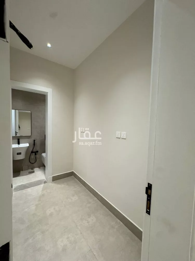 دور للبيع في شارع عثمان بن عفان, حي النرجس, مدينة الرياض, منطقة الرياض صورة 4