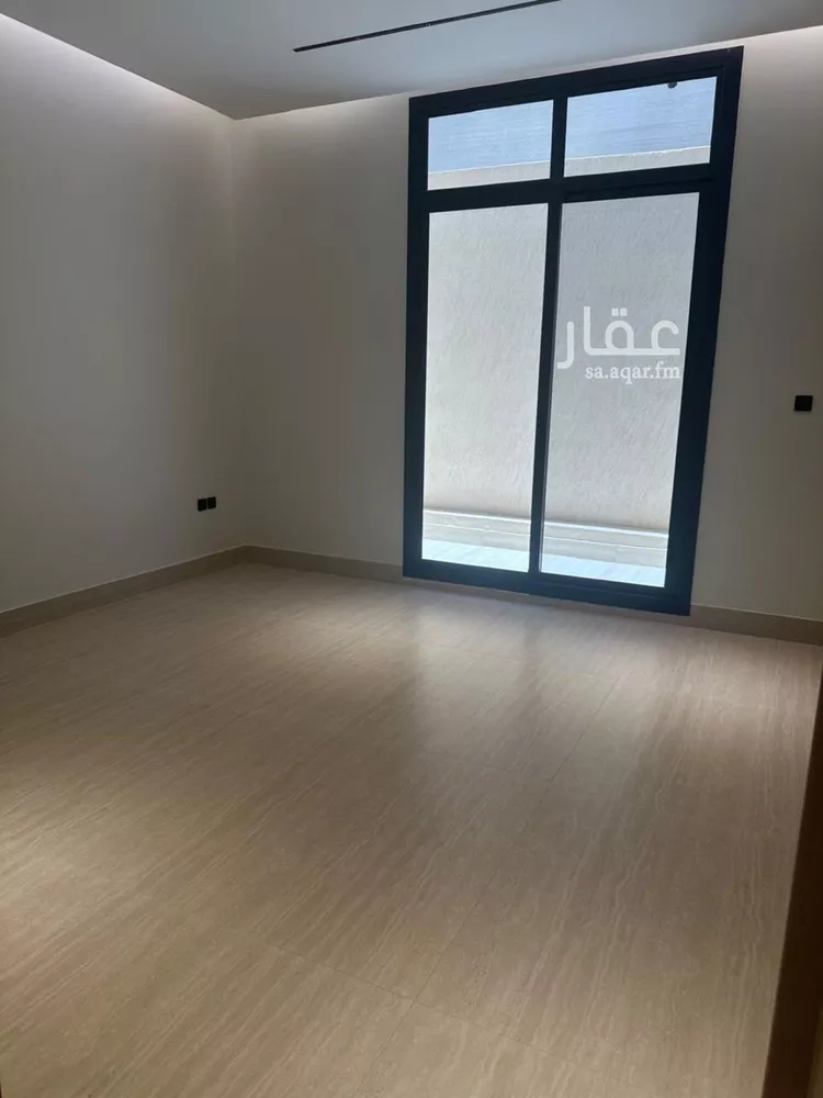 Floor for Sale in Riyadh Al Qirawan 11