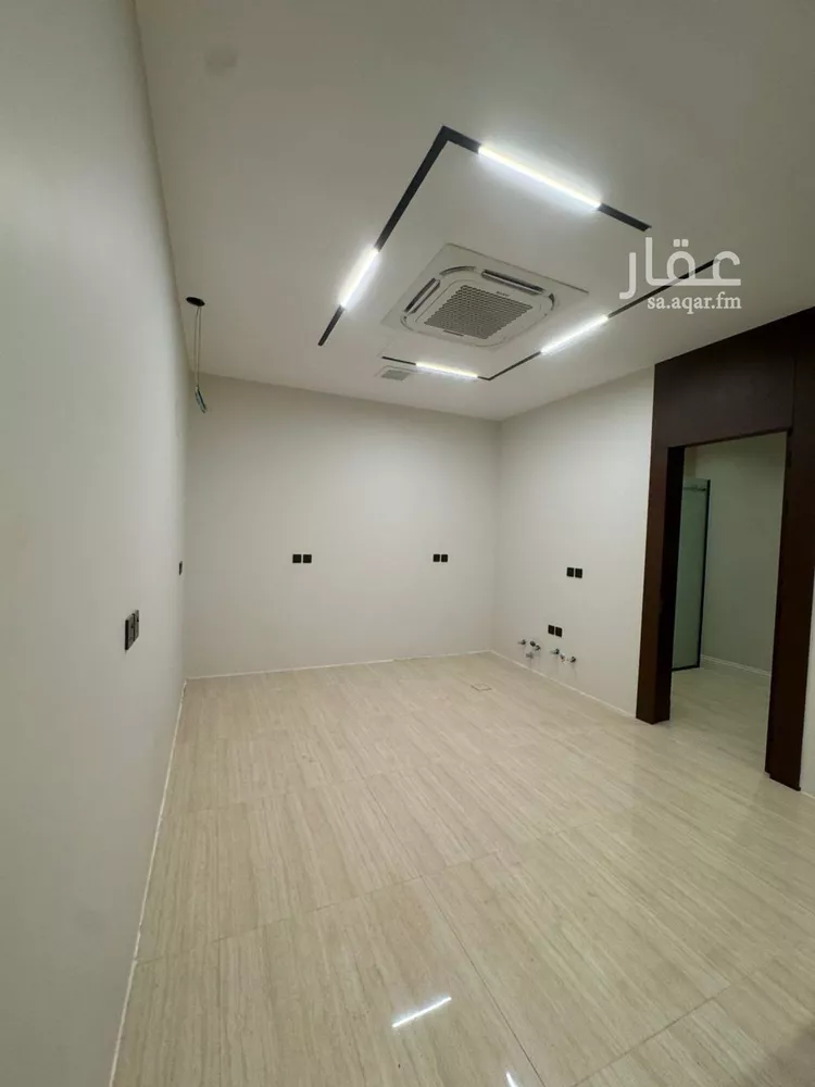 فيلا للبيع في شارع يوسف الشافعي, حي العارض, مدينة الرياض, منطقة الرياض صورة 4