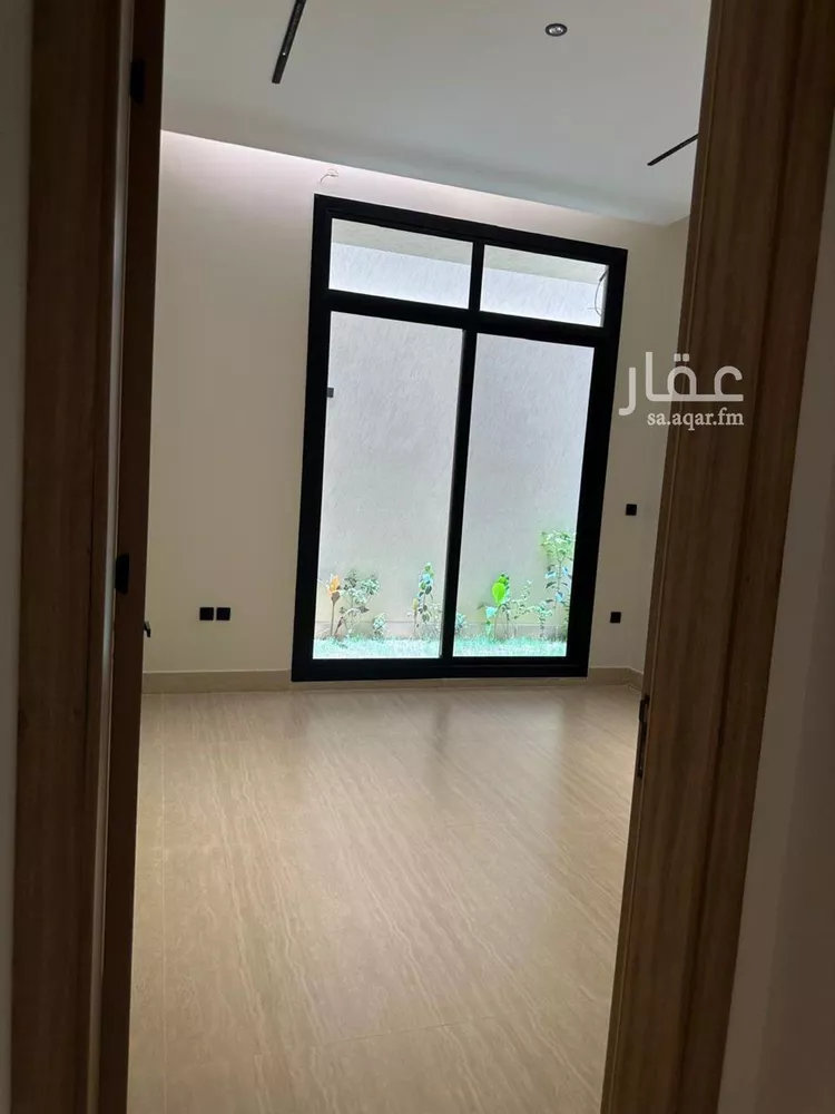 Floor for Sale in Riyadh Al Qirawan 15