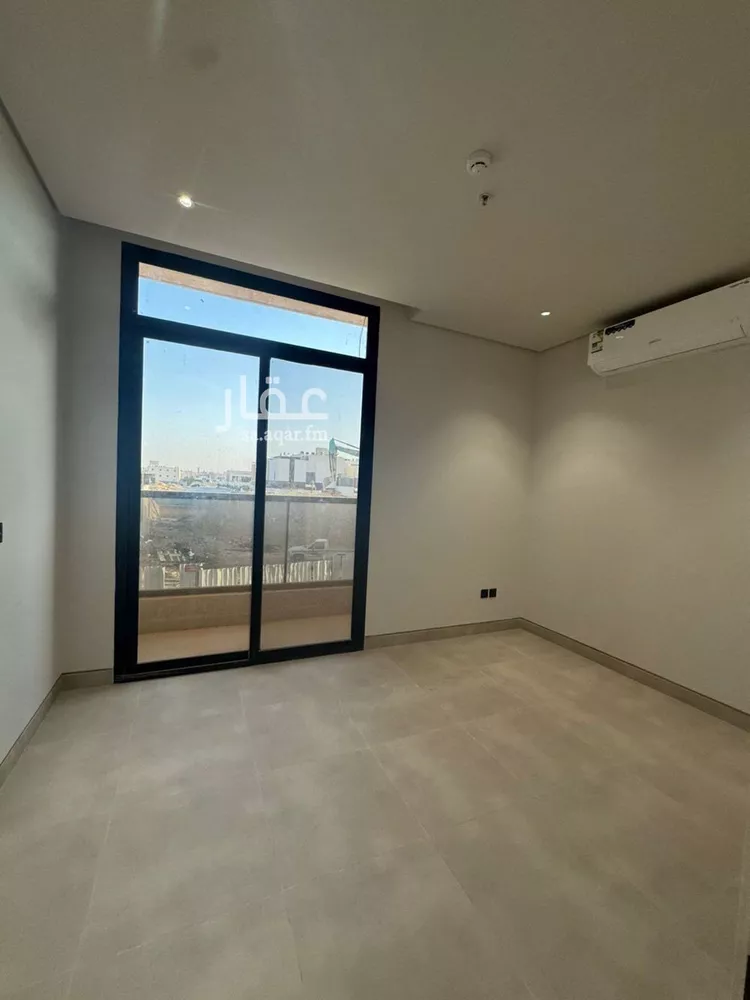 شقة للبيع في شارع الحارث بن سليل, حي العارض, مدينة الرياض, منطقة الرياض صورة 3