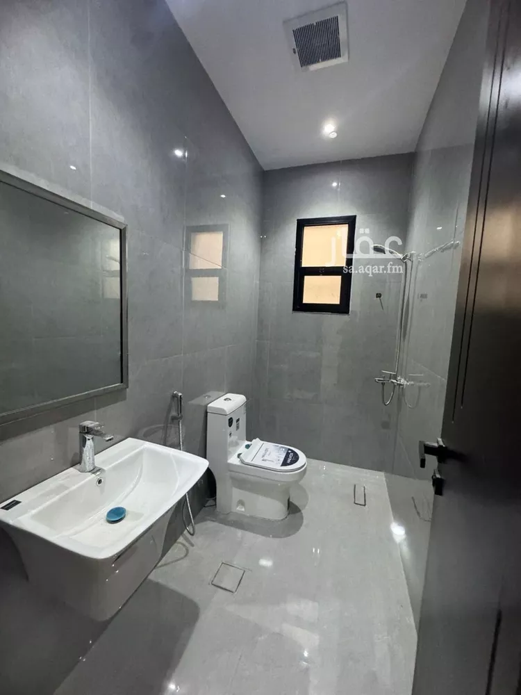 دور للبيع في شارع محمد بن قدامة, حي العارض, مدينة الرياض, منطقة الرياض صورة 2