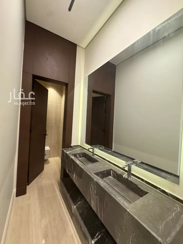 فيلا للبيع في شارع يوسف الشافعي, حي العارض, مدينة الرياض, منطقة الرياض صورة 2