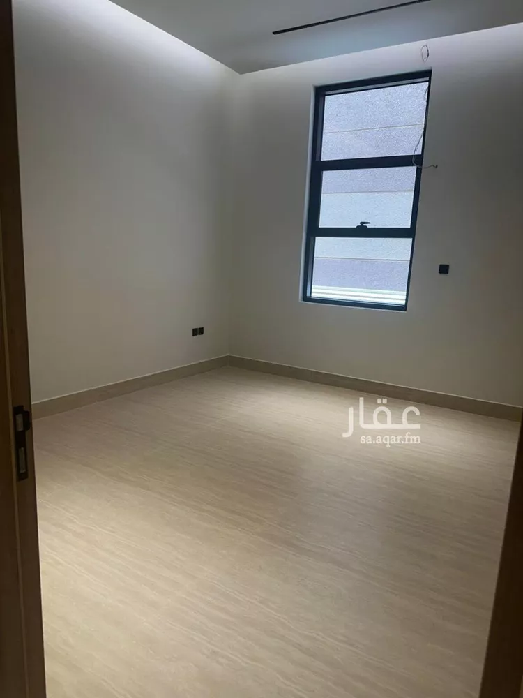 Floor for Sale in Riyadh Al Qirawan 9